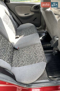 Седан Daewoo Lanos 2006 в 