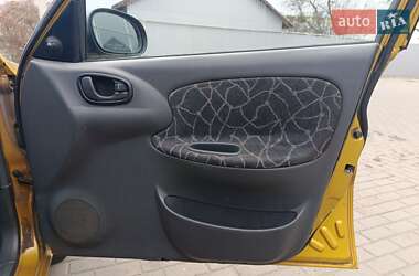Седан Daewoo Lanos 2003 в 