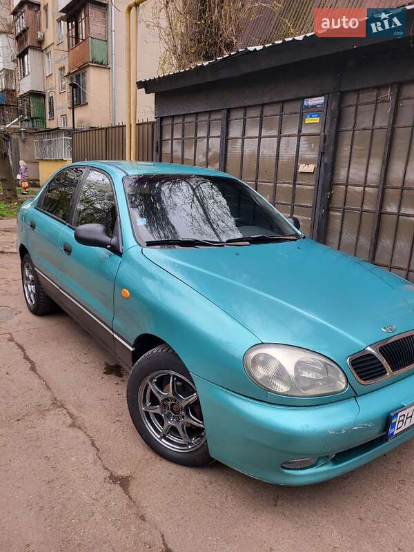 Седан Daewoo Lanos 1998 в Одессе