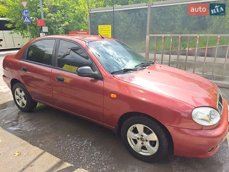 Седан Daewoo Lanos 2006 в Києві