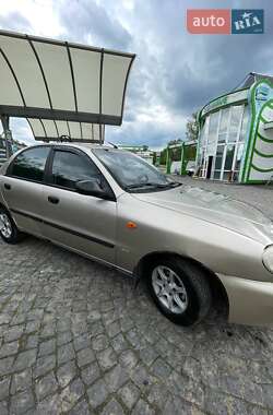 Седан Daewoo Lanos 2004 в 