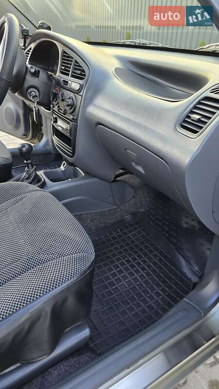 Седан Daewoo Lanos 2006 в Одессе