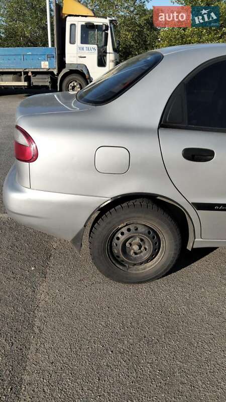 Седан Daewoo Lanos 2005 в Запорожье