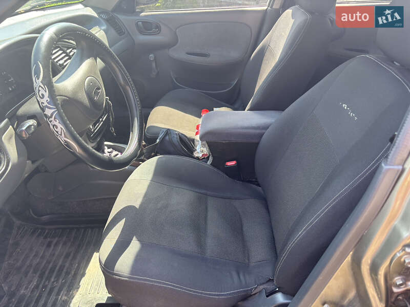 Седан Daewoo Lanos 2007 в Сумах