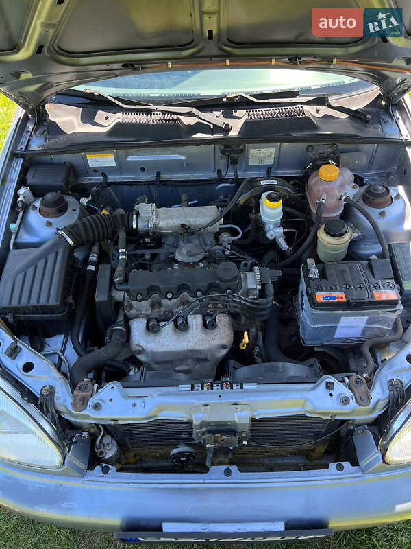 Седан Daewoo Lanos 2010 в Полтаве