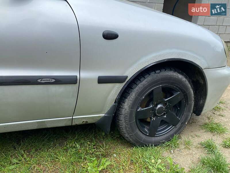 Седан Daewoo Lanos 2005 в Житомире