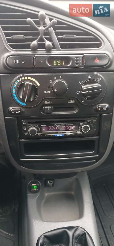 Седан Daewoo Lanos 2003 в Ивано-Франковске