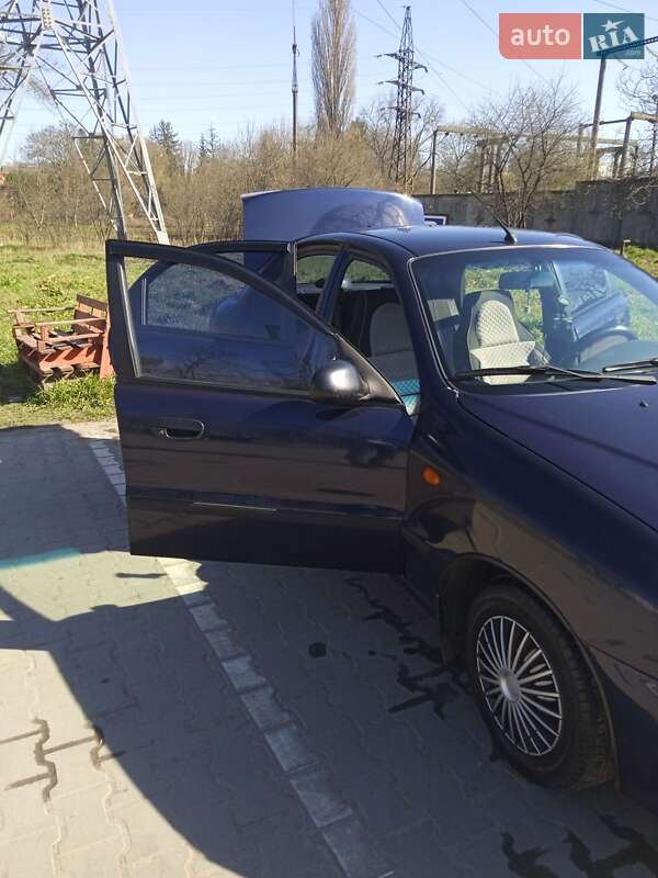 Седан Daewoo Lanos 2003 в Хмельницком