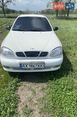 Седан Daewoo Lanos 2001 в 