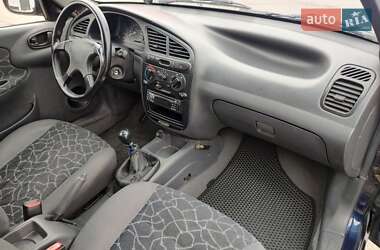 Седан Daewoo Lanos 2002 в 