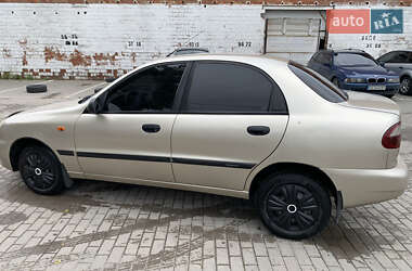 Седан Daewoo Lanos 2004 в 
