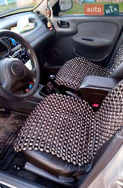 Седан Daewoo Lanos 2004 в 