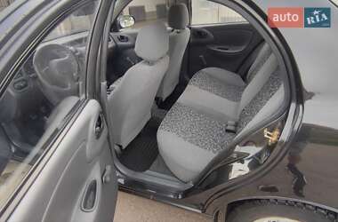 Седан Daewoo Lanos 2010 в 