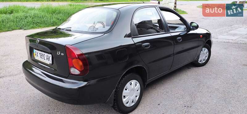 Седан Daewoo Lanos 2010 в Харькове