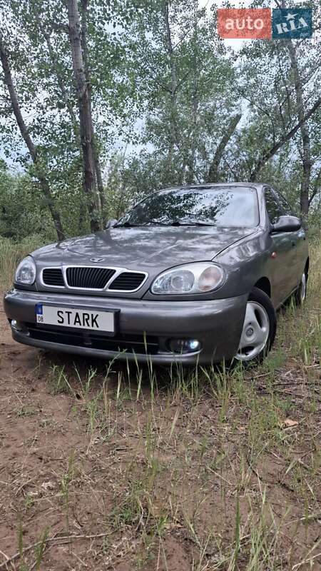 Седан Daewoo Lanos 2002 в 