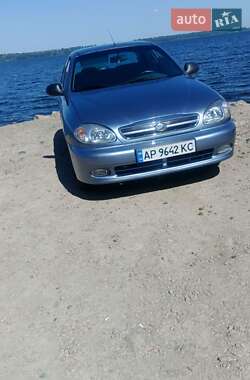 Седан Daewoo Lanos 2011 в 