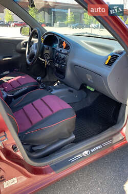 Седан Daewoo Lanos 2005 в 