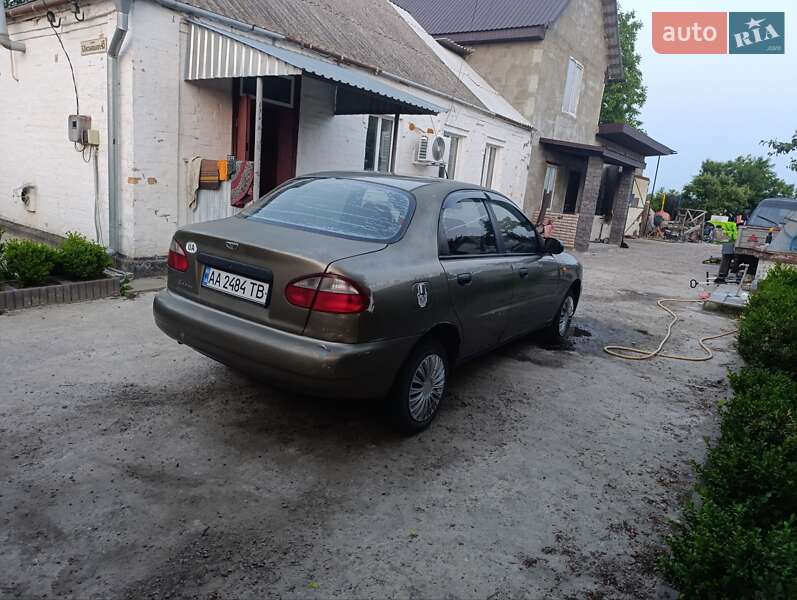 Седан Daewoo Lanos 2005 в Миронівці