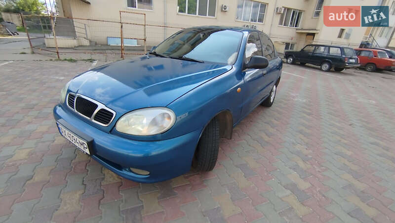 Седан Daewoo Lanos 2003 в Харькове