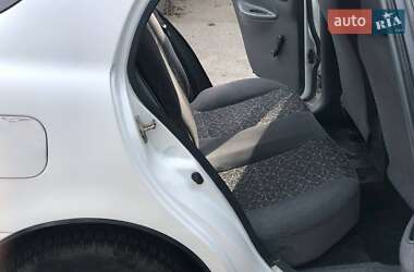 Седан Daewoo Lanos 2011 в 