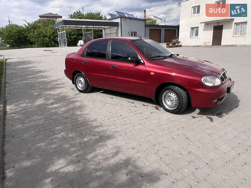 Седан Daewoo Lanos 2008 в Борщеве