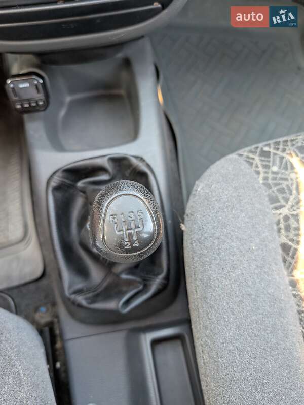 Седан Daewoo Lanos 2005 в Днепре