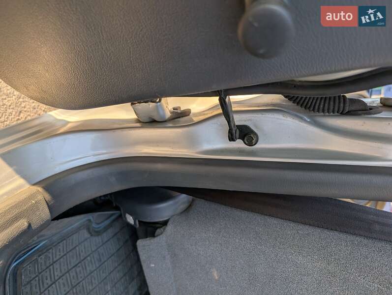 Седан Daewoo Lanos 2005 в Днепре