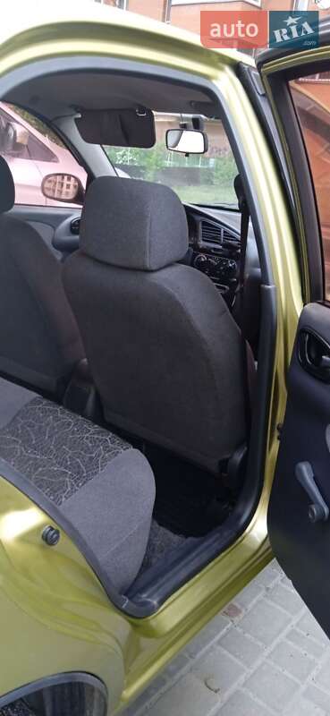 Седан Daewoo Lanos 2007 в Сумах