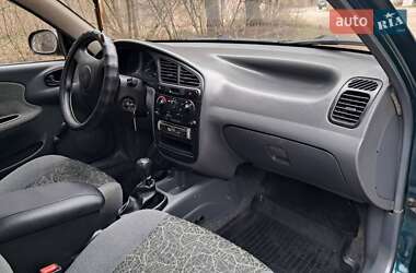 Седан Daewoo Lanos 2003 в 