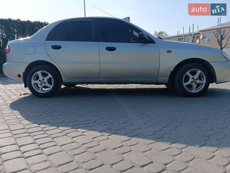 Седан Daewoo Lanos 2006 в Дунаевцах