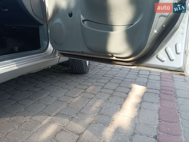 Седан Daewoo Lanos 2006 в Дунаевцах