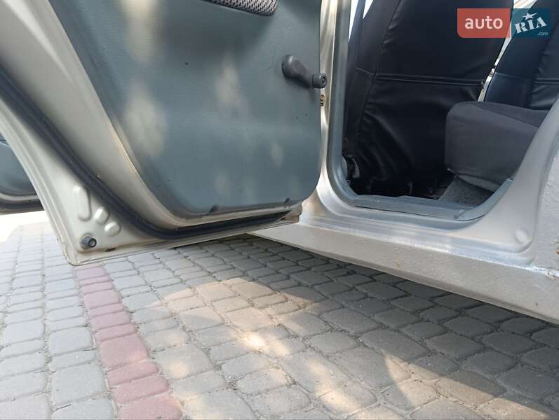 Седан Daewoo Lanos 2006 в Дунаевцах