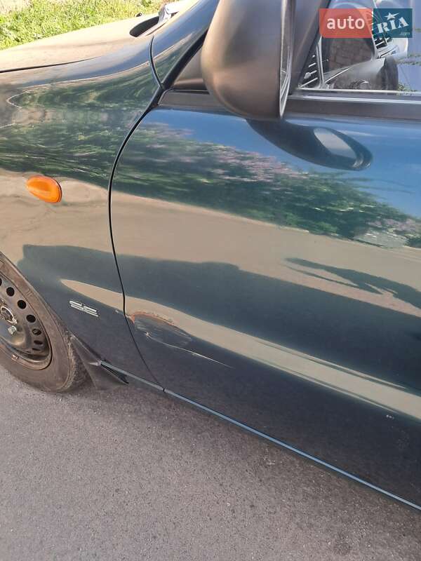 Седан Daewoo Lanos 2004 в Киеве