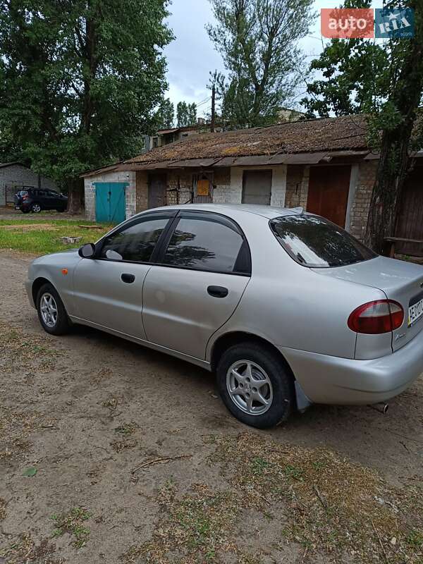 Седан Daewoo Lanos 2005 в Днепре