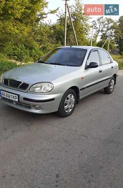 Седан Daewoo Lanos 2004 в 
