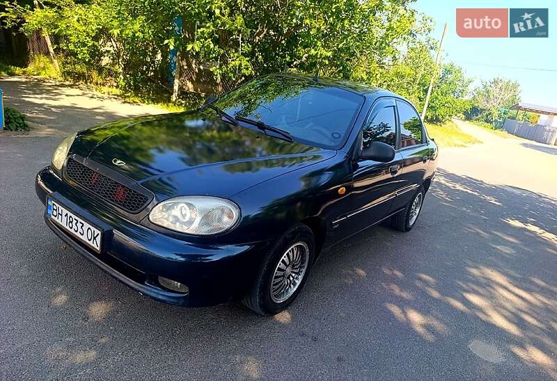 Седан Daewoo Lanos 2002 в Беляевке