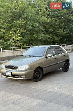 Хэтчбек Daewoo Lanos 2004 в Днепре