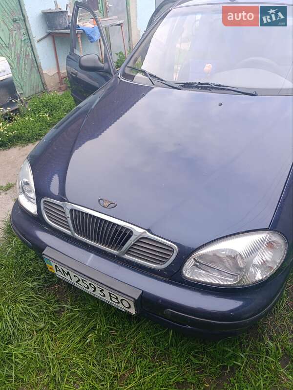 Седан Daewoo Lanos 2004 в 