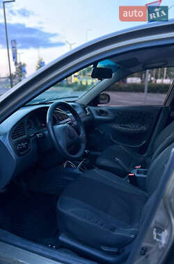 Седан Daewoo Lanos 2003 в 