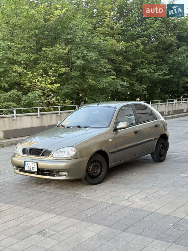 Хэтчбек Daewoo Lanos 2004 в Днепре