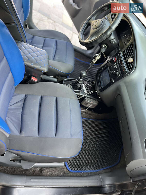 Седан Daewoo Lanos 2008 в Самборе