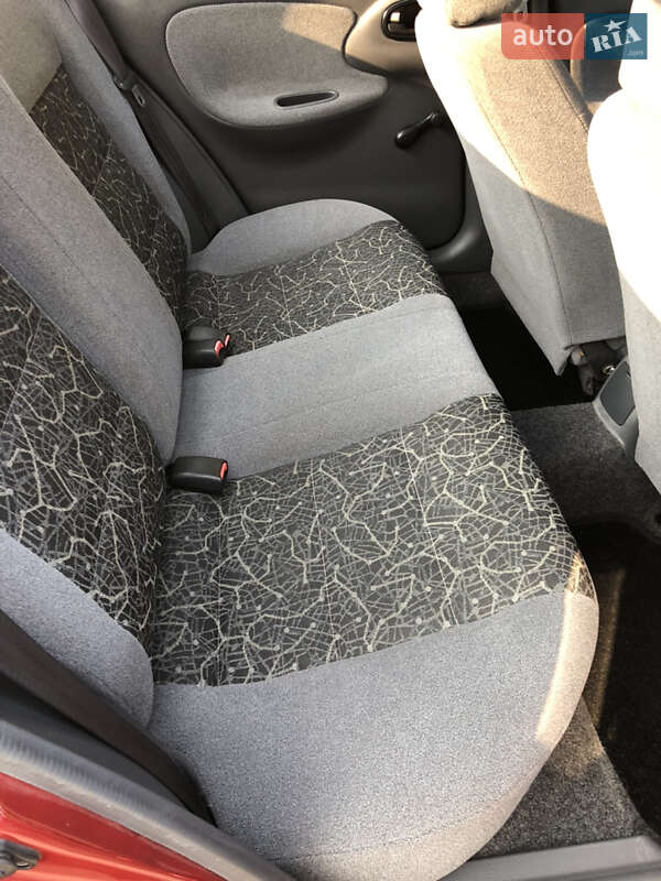 Седан Daewoo Lanos 2005 в Львове