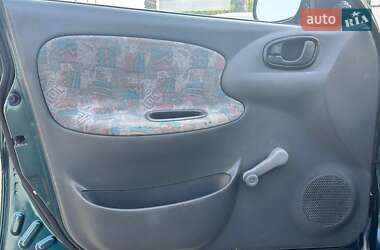 Седан Daewoo Lanos 2002 в 