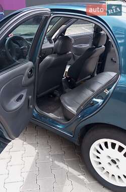 Седан Daewoo Lanos 1998 в 