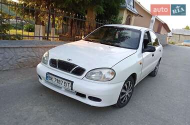 Седан Daewoo Lanos 1998 в Залещиках