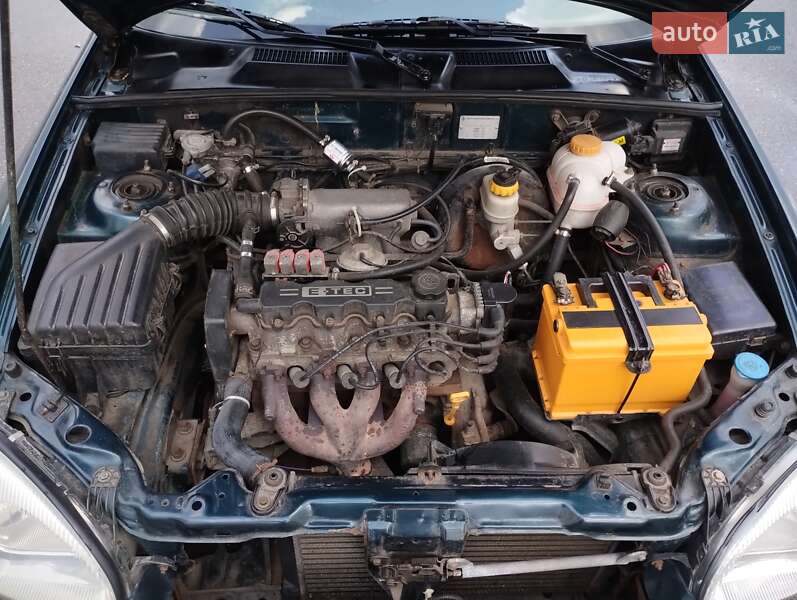 Седан Daewoo Lanos 2006 в Харькове