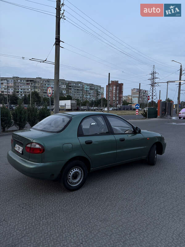 Седан Daewoo Lanos 2009 в Полтаві