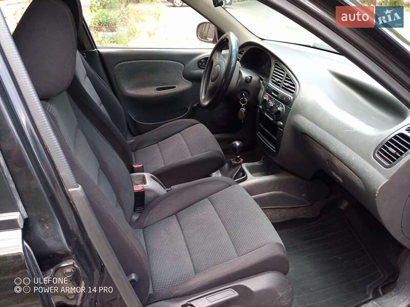 Седан Daewoo Lanos 2006 в Днепре