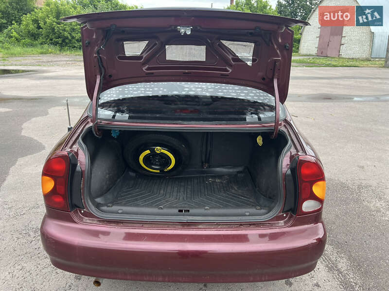 Седан Daewoo Lanos 2009 в Шостке