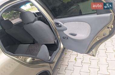 Седан Daewoo Lanos 2004 в 